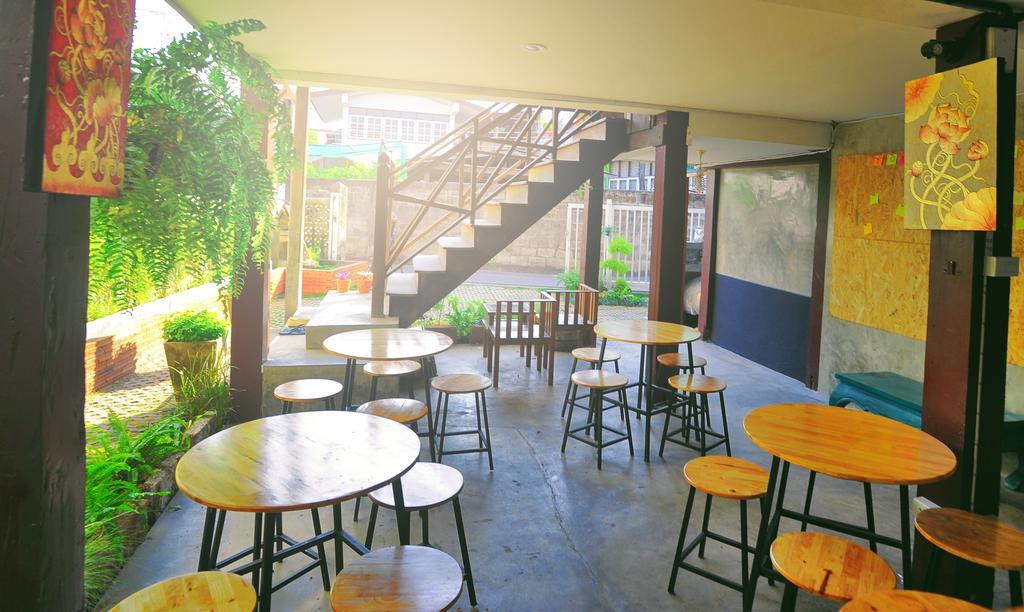 Manon Hostel Chiang Mai Bilik gambar