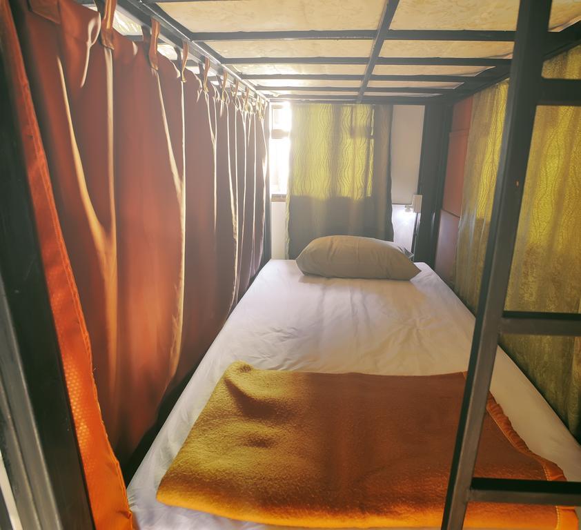 Manon Hostel Chiang Mai Bilik gambar