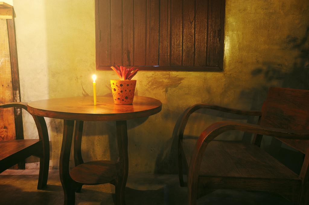 Manon Hostel Chiang Mai Bilik gambar