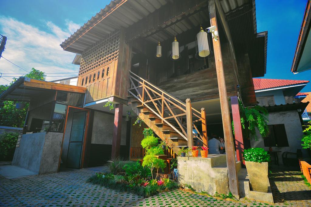 Manon Hostel Chiang Mai Luaran gambar