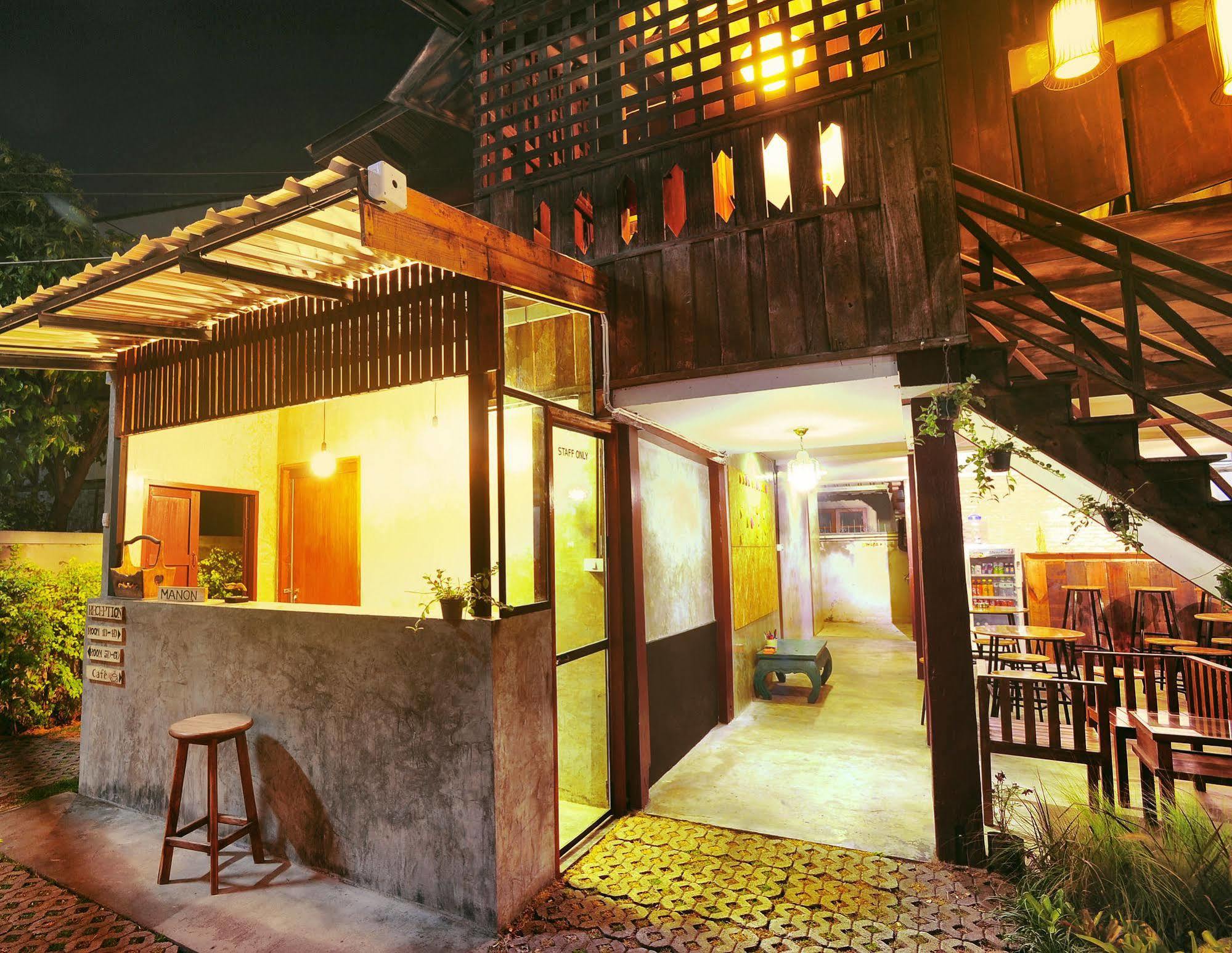 Manon Hostel Chiang Mai Luaran gambar