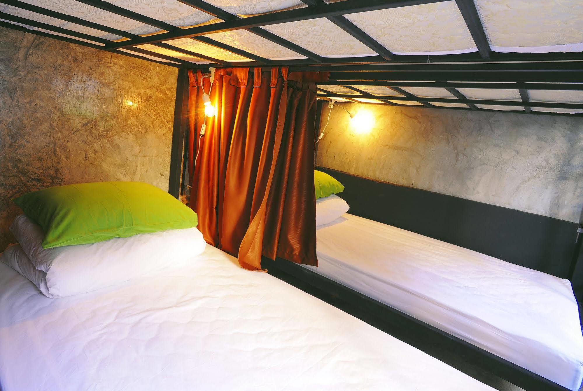 Manon Hostel Chiang Mai Luaran gambar